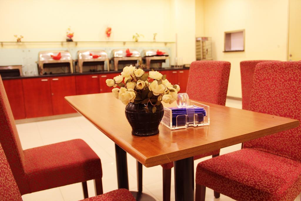 Hanting South Railway Station Luoxiang Road Branch Shanghai